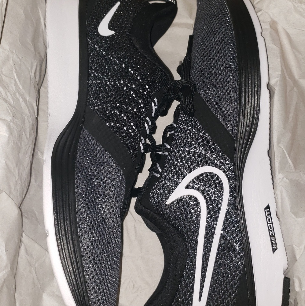 Nike Zoom Strike Size 8 NIB